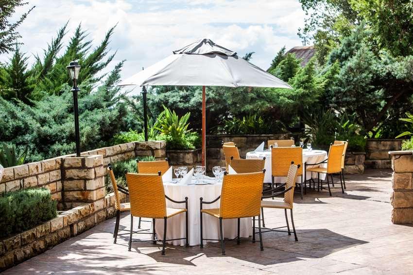 Avani Lesotho Hotel & Casino Масеру Экстерьер фото