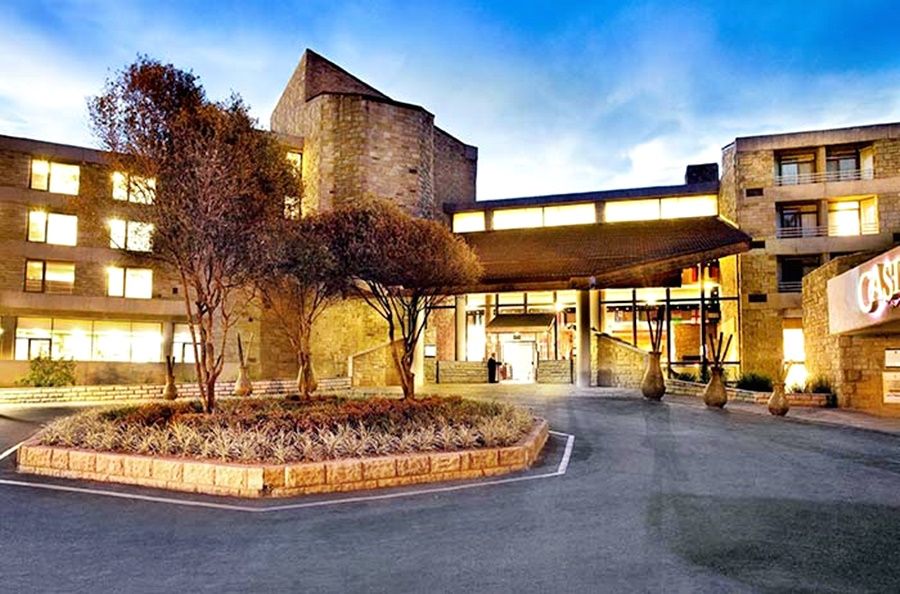 Avani Lesotho Hotel & Casino Масеру Экстерьер фото